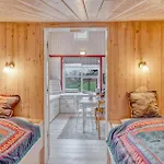 1 Bedroom Stunning Home In Galmsbuell Galmsbull