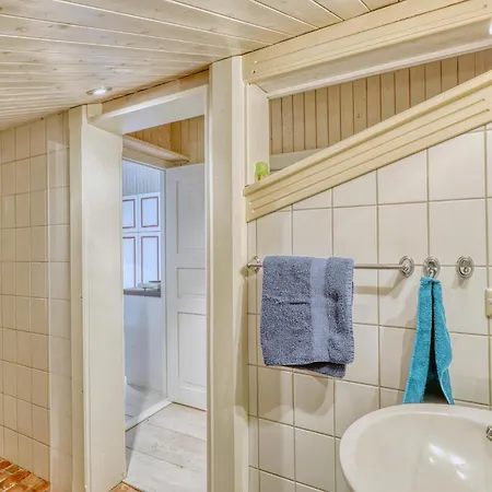 1 Bedroom Stunning Home In Galmsbuell * Galmsbull